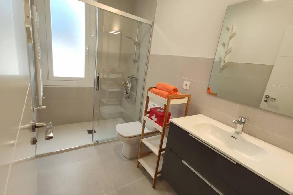 Acogedor, céntrico y amplio apartamento! Pamplona Inn 1 Extérieur photo
