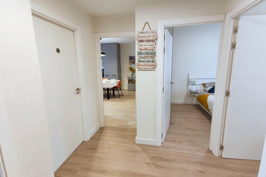 Acogedor, céntrico y amplio apartamento! Pamplona Inn 1 Extérieur photo
