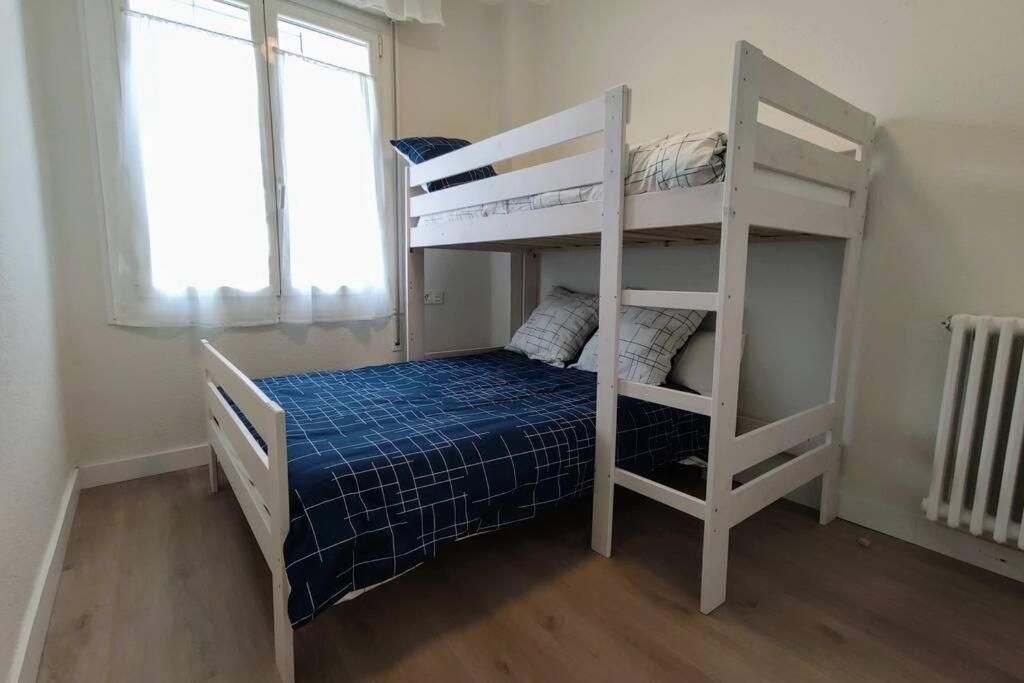Acogedor, céntrico y amplio apartamento! Pamplona Inn 1 Extérieur photo